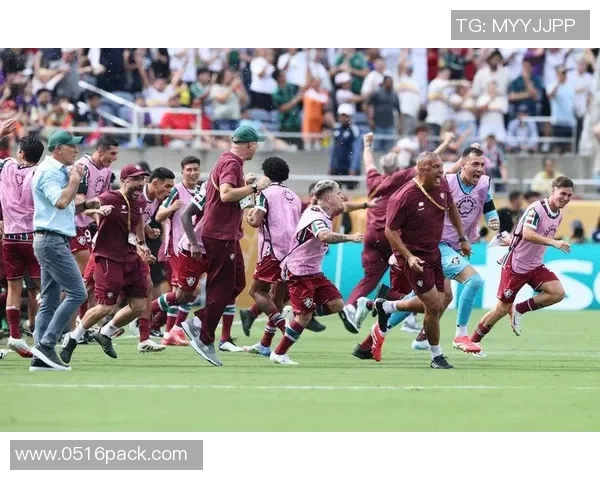 利雅得新月4-0大胜巴格达差人,马科斯-莱昂纳多梅开二度,坎塞洛1射1传 利雅得新月4-0大胜巴格达差人,马科斯-莱昂纳多梅开二度,坎塞洛1射1传